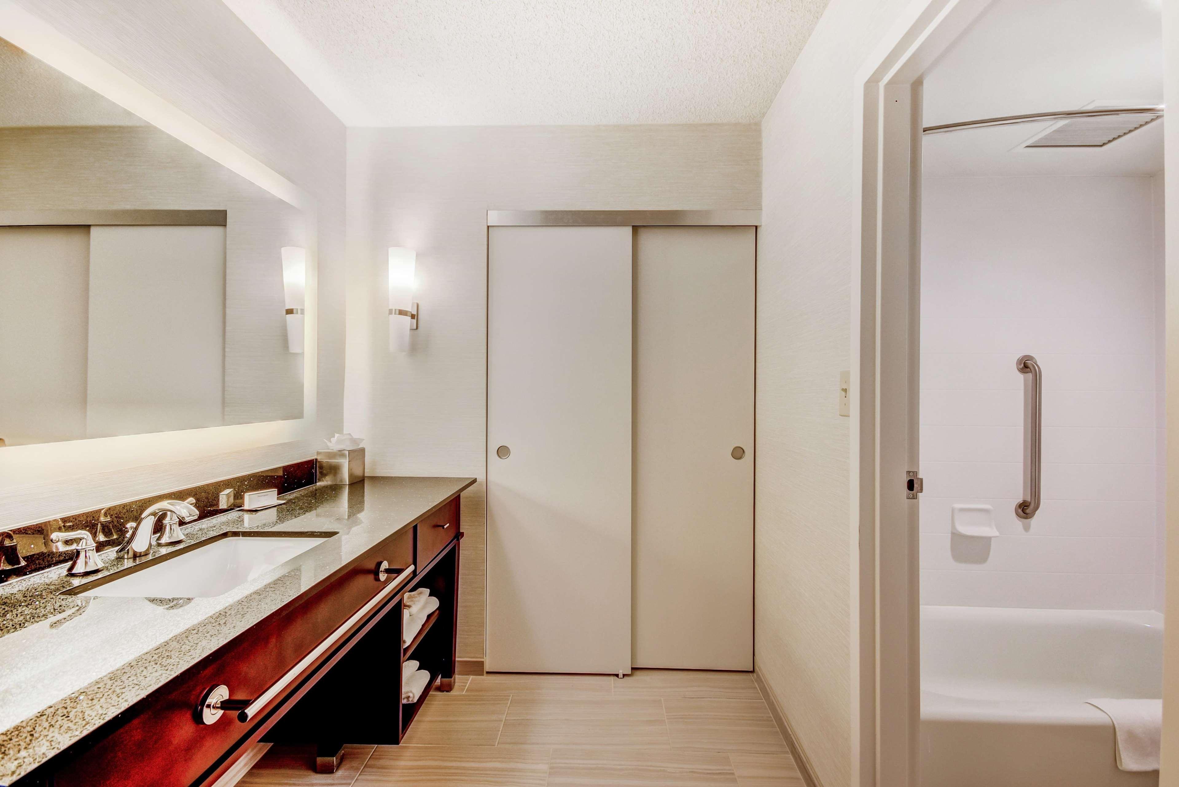 Homewood Suites By Hilton Indianapolis Кармел Экстерьер фото